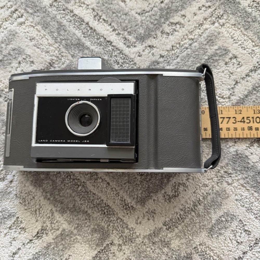 Vintage Polaroid Land Camera Model J66 Folding Instant Camera Made in USA - Picture 8 of 10